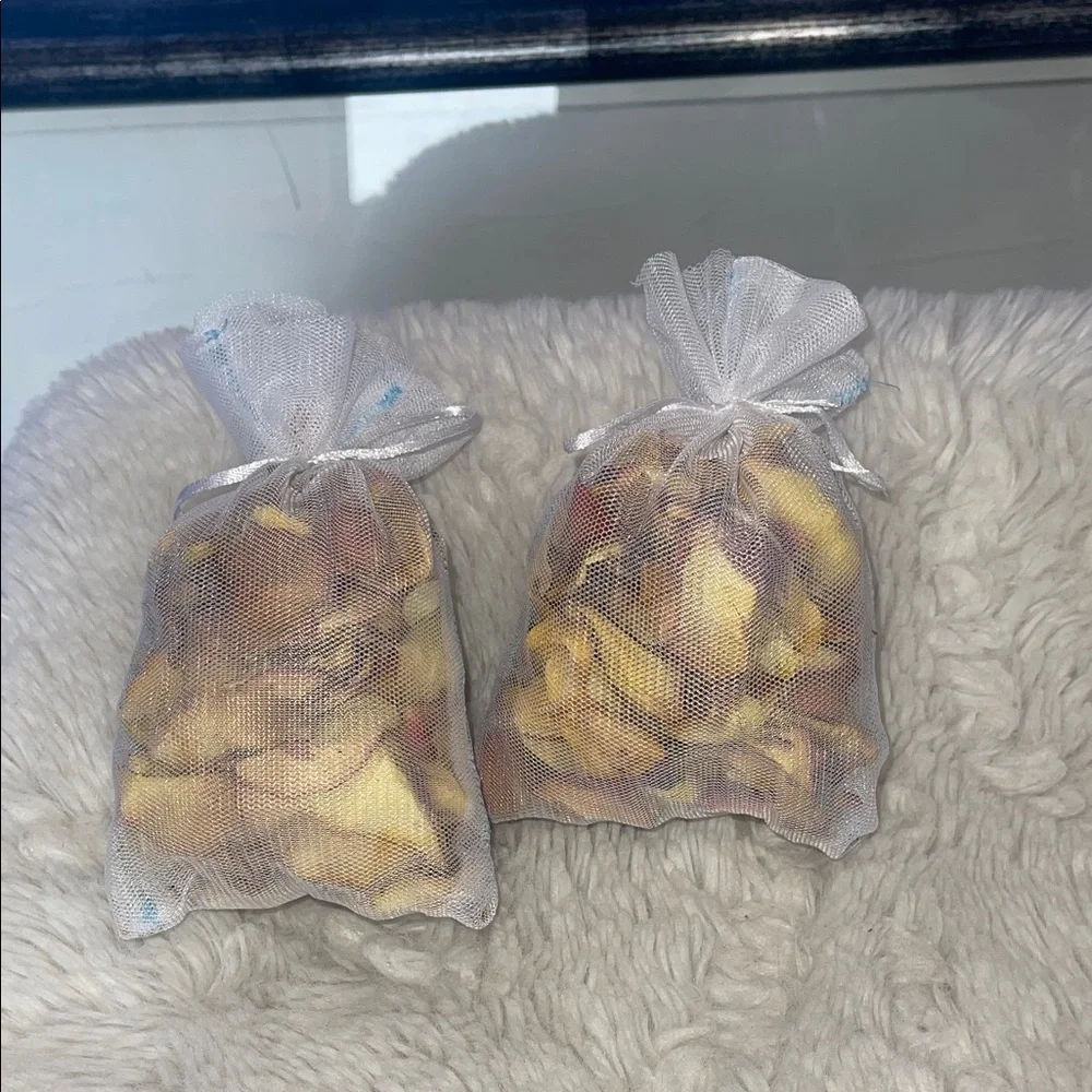 HANDCRAFTED potpourri , White Mesh Sachets with Dried Flowers.